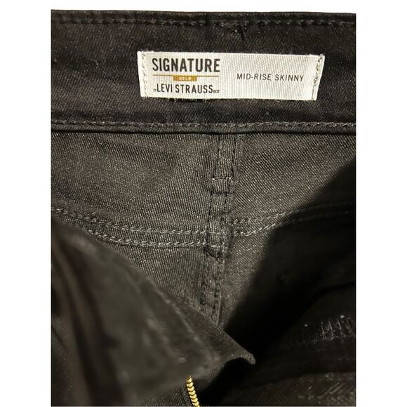 Women’s Size W28 x L32 Signature Gold Levi’s Strauss Mid Rise Skinny Black Jeans - Picture 2 of 12